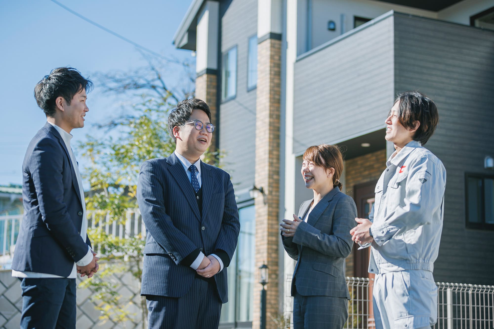 設計：宮坂友大ｘ法人営業：海上青空ｘ営業：坂口麻美ｘ施工管理：池田享平